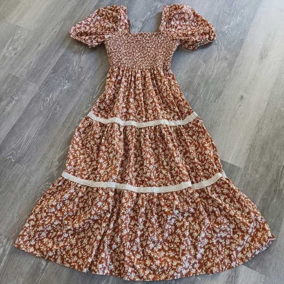 SundayUp Barnwood Toffee Brown Floral Puff Sleeve Crochet Lace Trim Midi Dress - Picture 3 of 6